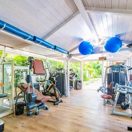 Eden - Wellness Oasis With Pool And Gym Guest house Bisceglie